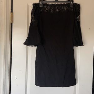 Off the Shoulder bell sleeve dress